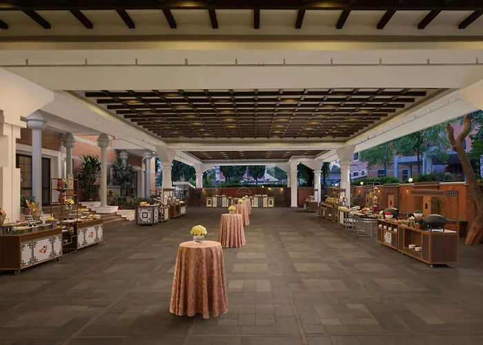 Hotel The Soaltee Kathmandu, Autograph Collection 5*